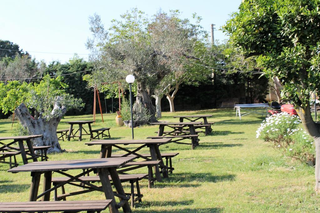 Agriturismo Santa Chiara Alezio Bagian luar foto