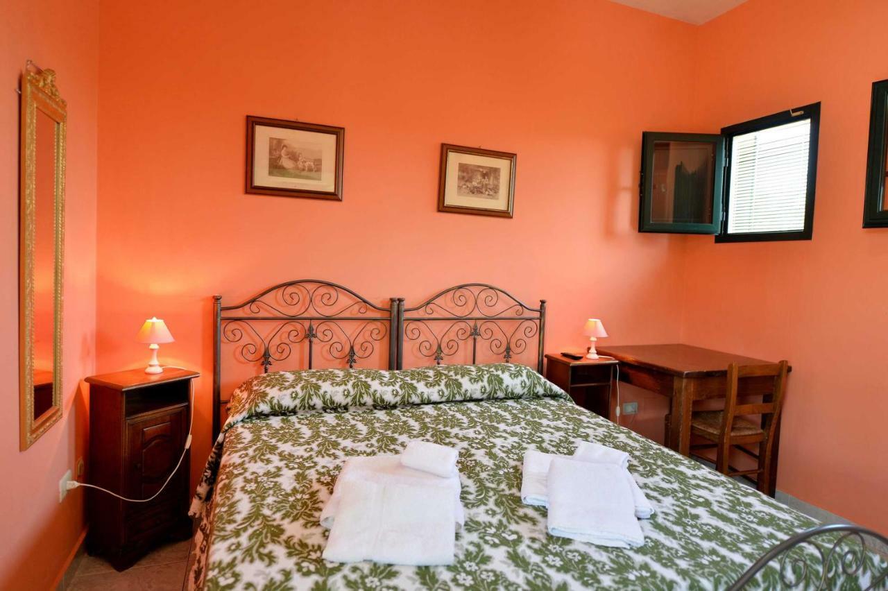 Agriturismo Santa Chiara Alezio Bagian luar foto