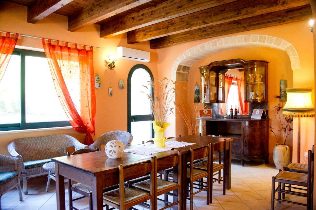 Agriturismo Santa Chiara Alezio Bagian luar foto